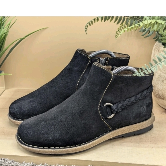 Born Toya Womens Ankle Boots Sz 7.5 Black  Suede Side Zip Round Toe - Picture 2 of 6